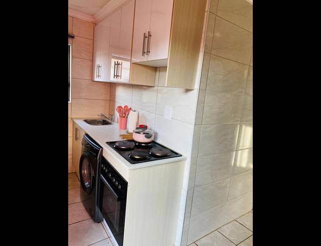 2 BEDROOM HOUSE FOR SALE IN PALM RIDGE